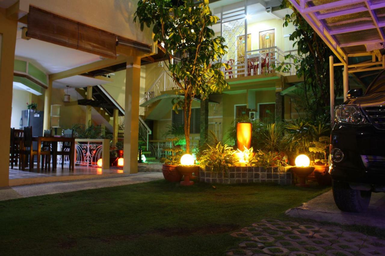 Oslob Malonzo Pension House Exterior photo